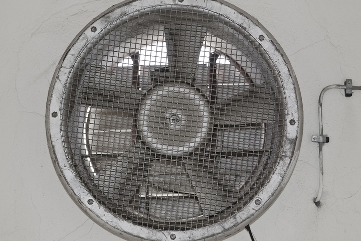 The 7 Common Restaurant Exhaust Fan Problems and Malfunctions